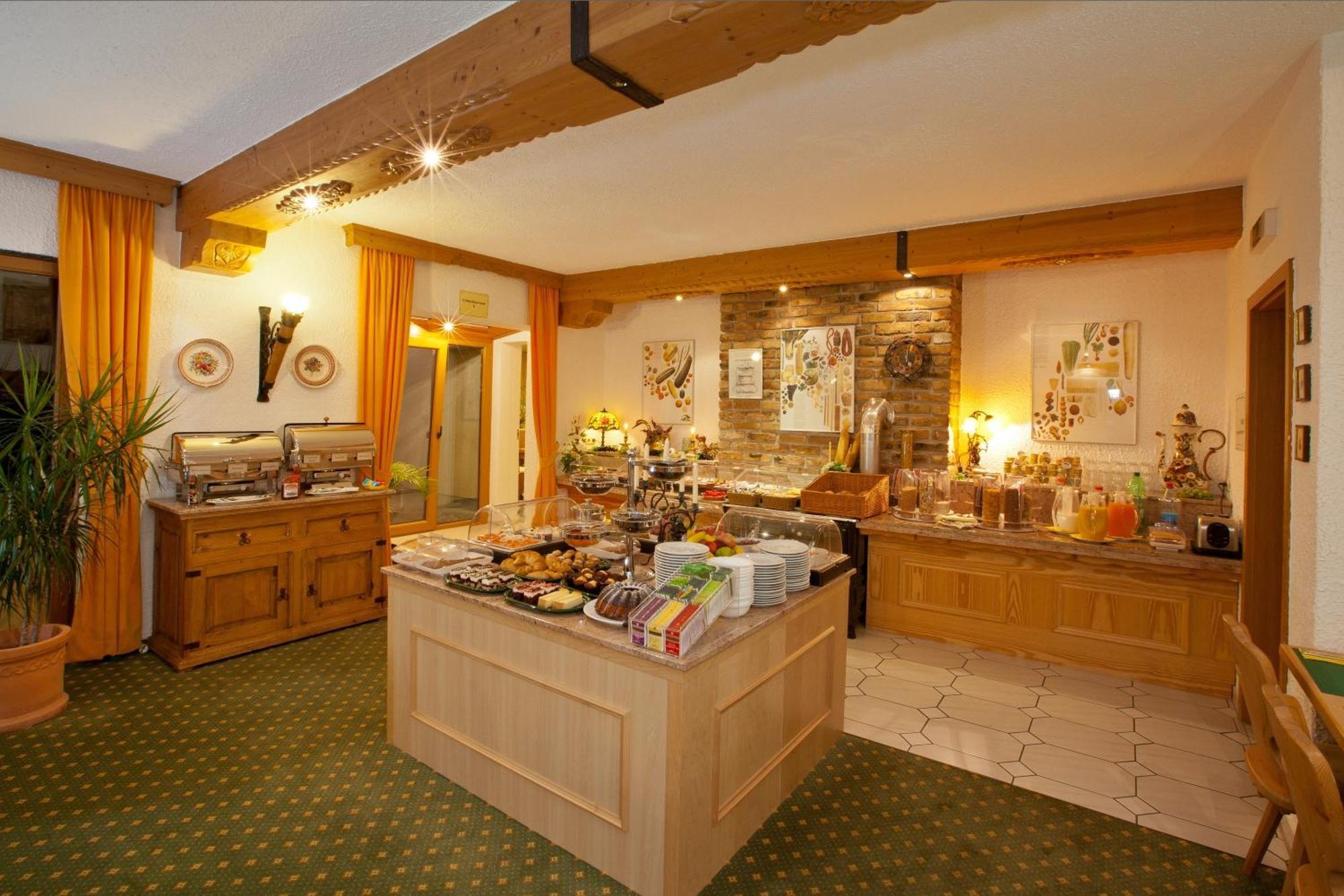 Hotel Stolberg วิสบาเดน ภายนอก รูปภาพ